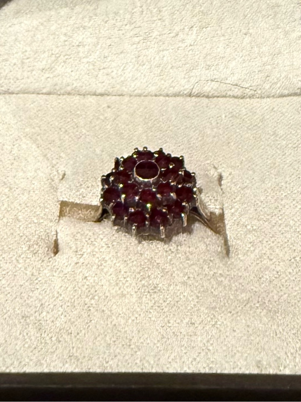 Antique Bohemian Women's Cluster Ring Garnet Stones Made in Italy circa 1980’s